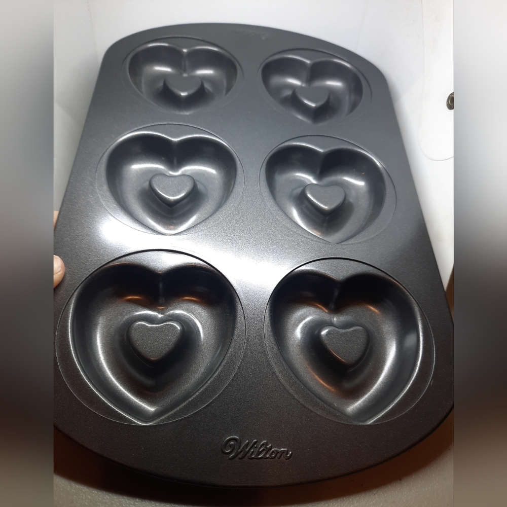 Wilton heart shape cookie pan